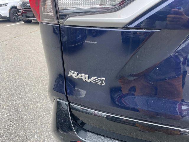 2021 toyota rav4 hybrid se