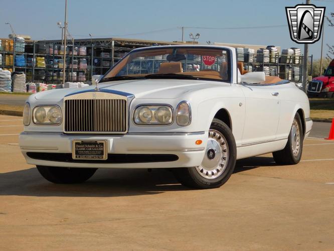 2000 rolls-royce corniche in o'fallon, illinois