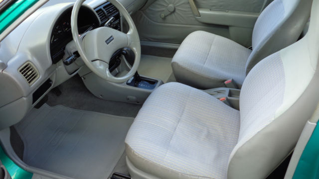 very clean 1994 geo metro 2 door hatchback