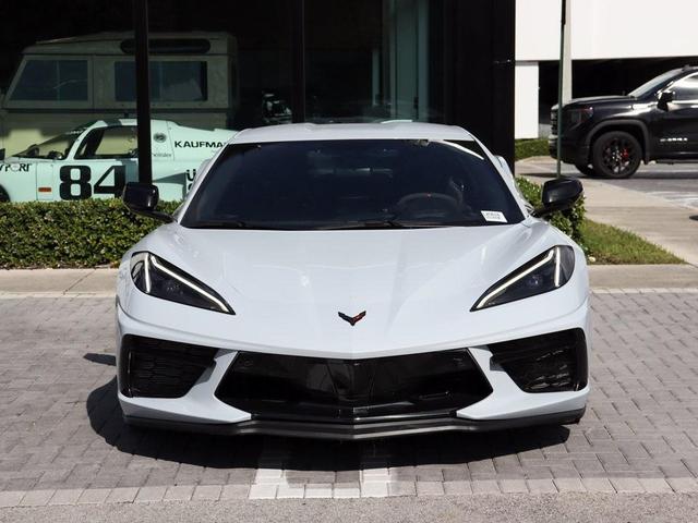 2022 chevrolet corvette stingray w/3lt
