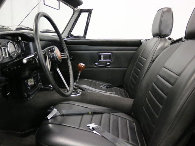 hard to find mgc! 2.9l 6 cylinder w/ 4 speed! freshly restored to factory specs!