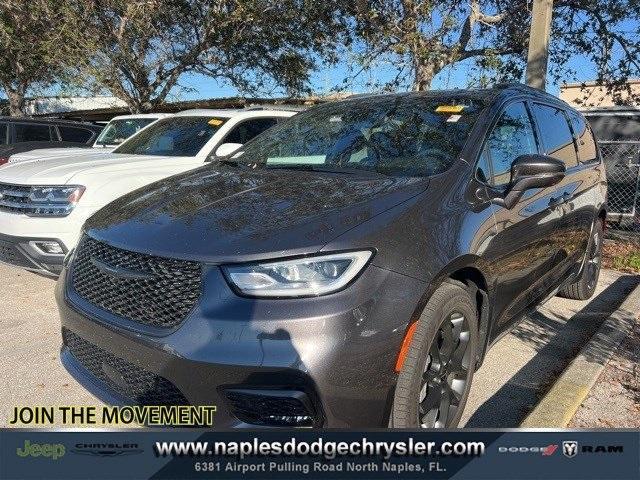 2022 chrysler pacifica limited