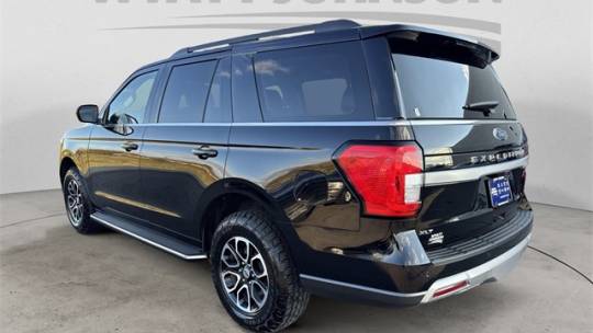 2022 ford expedition xlt