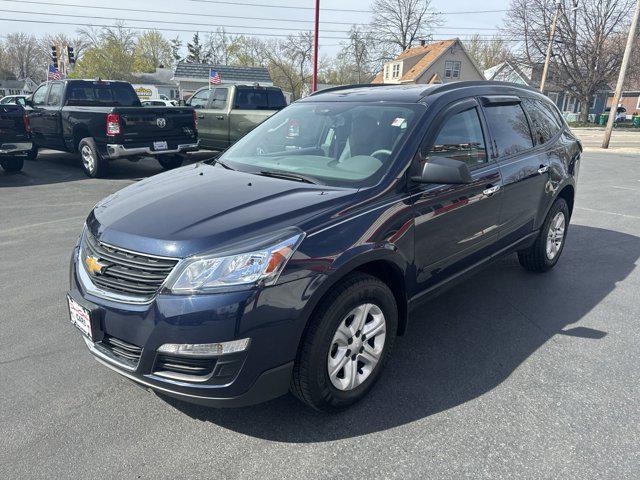 2017 chevrolet traverse ls