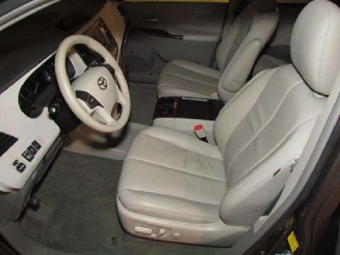 2011 toyota sienna xle in cerritos, ca