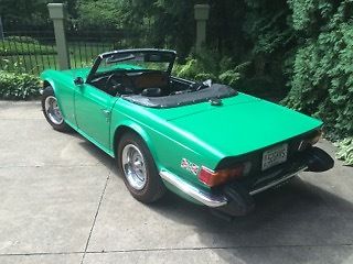 1975 triumph tr-6 convertible 2-door 2.5l excellent condition 26,000 orig. miles