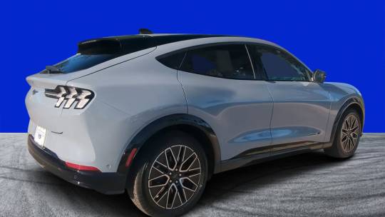 2024 Ford Mustang Mach-E