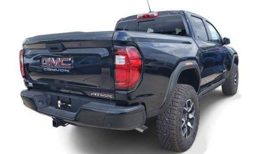 2024 GMC Canyon