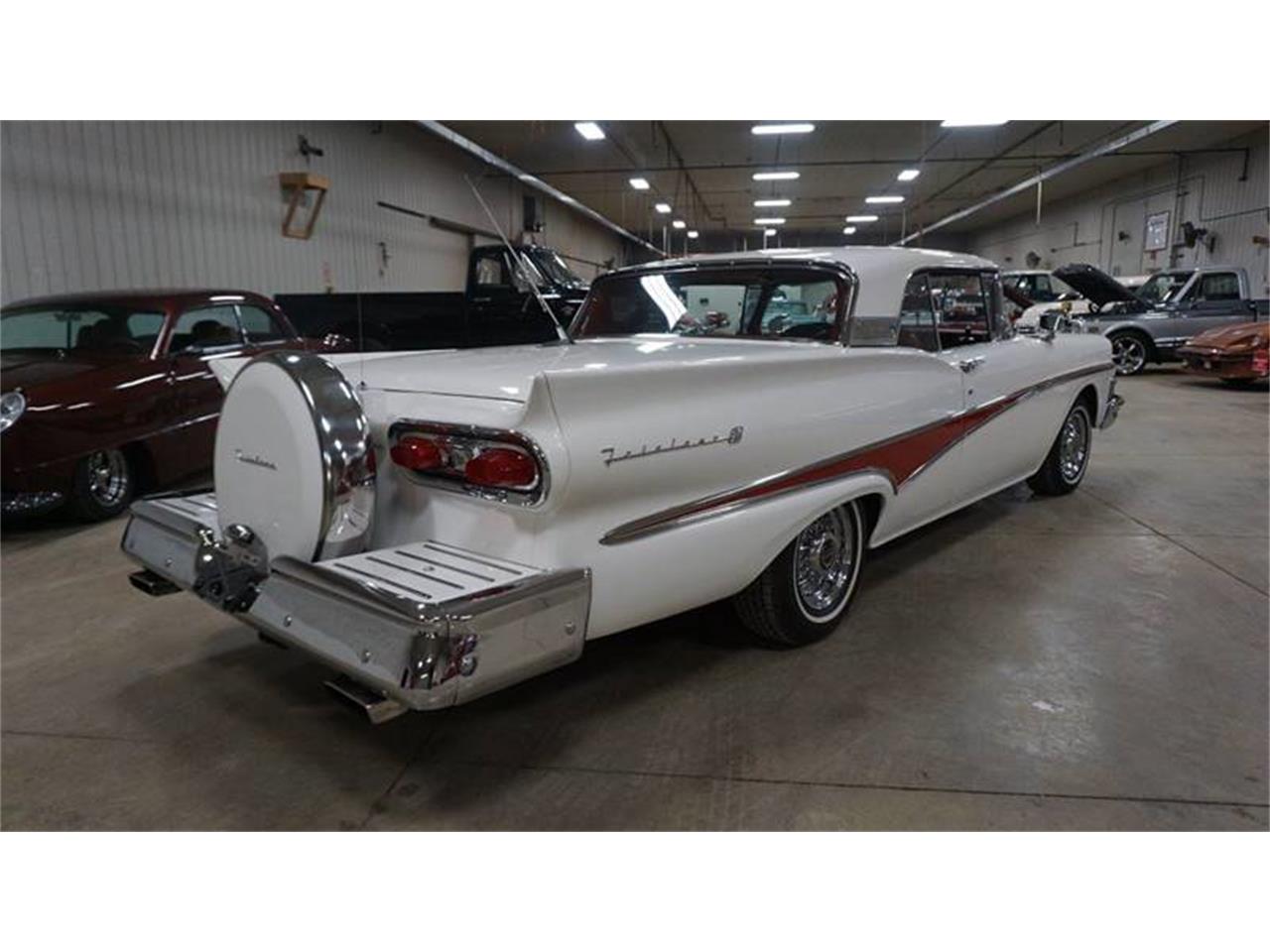 1958 ford skyliner