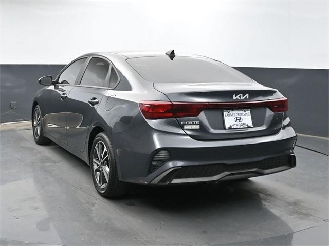 2022 kia forte lxs