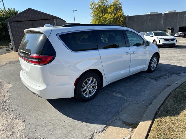 2022 chrysler pacifica touring l