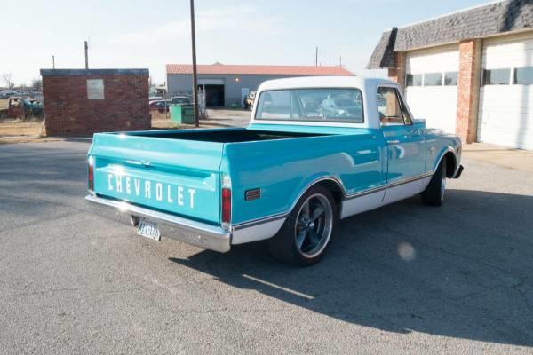 1970 chevy c-10 factory short box show truck