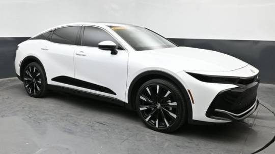2024 toyota crown platinum