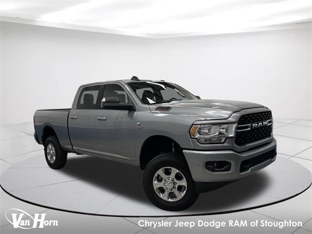 2022 ram 2500 big horn crew cab 4x4 6'4' box