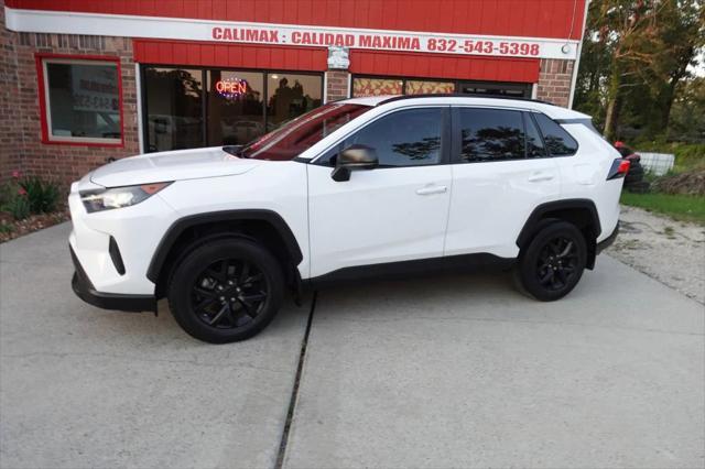 2021 toyota rav4 le