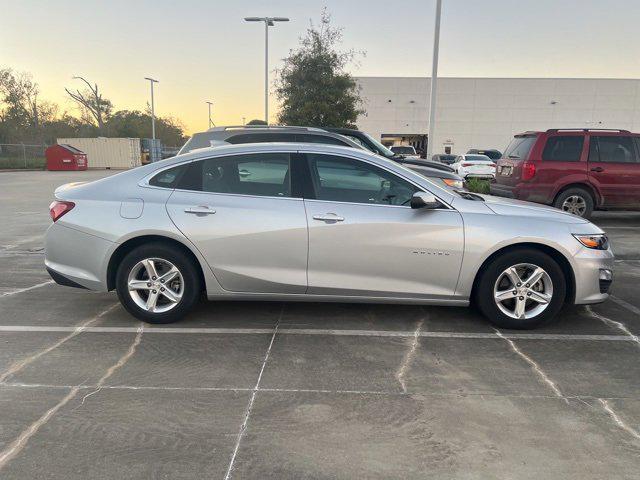 2022 chevrolet malibu fwd lt