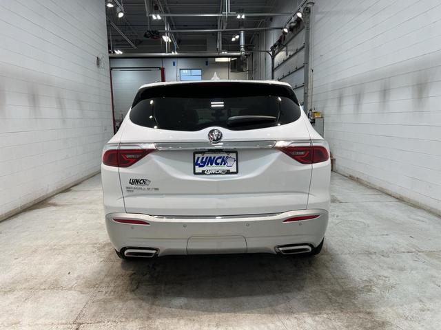2023 buick enclave premium