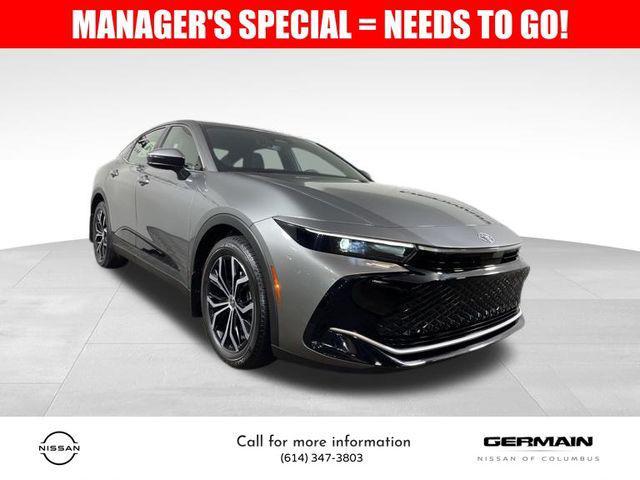 2023 toyota crown xle
