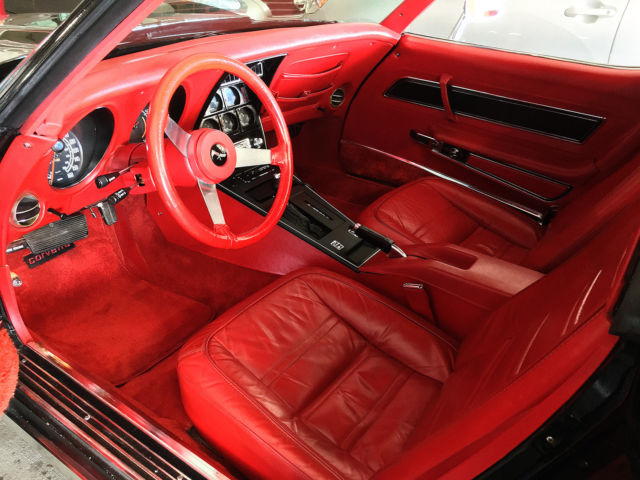 1977 chevrolet corvette matching #s, cold a/c, excellent l-48 5.7l