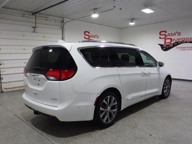 2019 chrysler pacifica limited