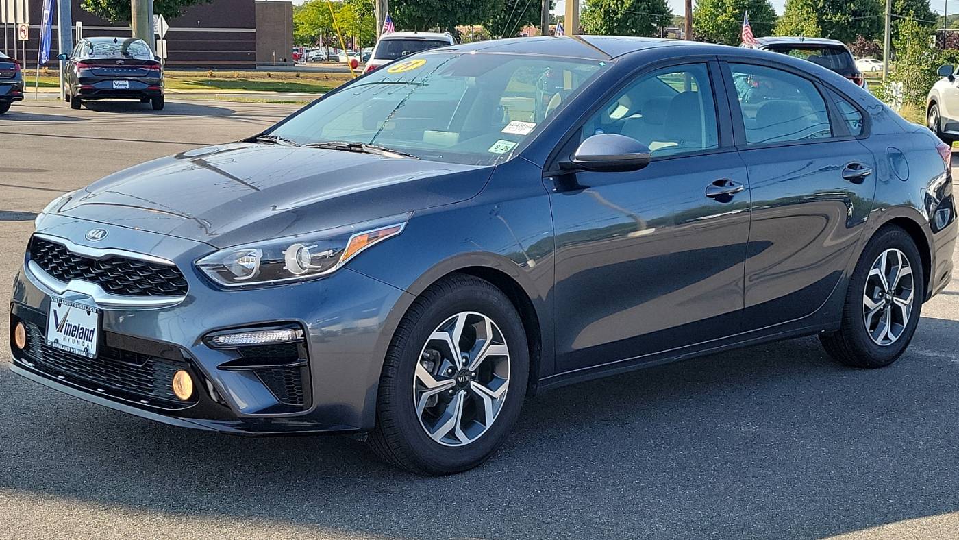 2021 kia forte lxs