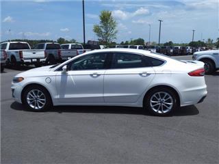 2019 Ford Fusion energi titanium