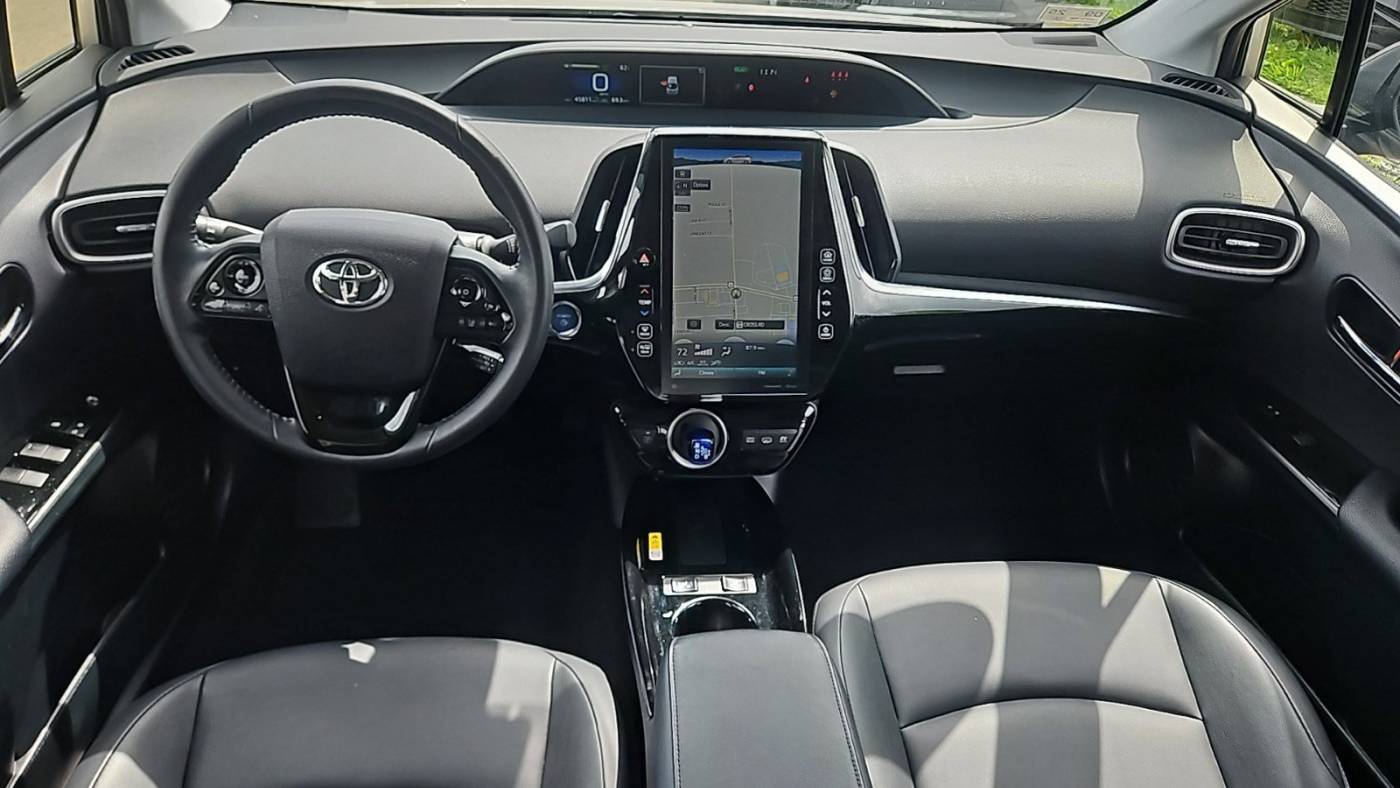 2022 toyota prius prime xle