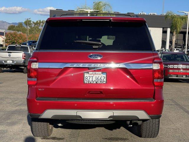 2021 ford expedition xlt
