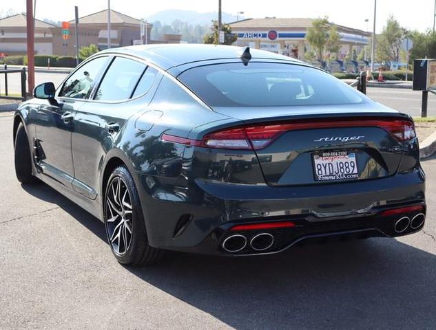 2022 kia stinger gt-line
