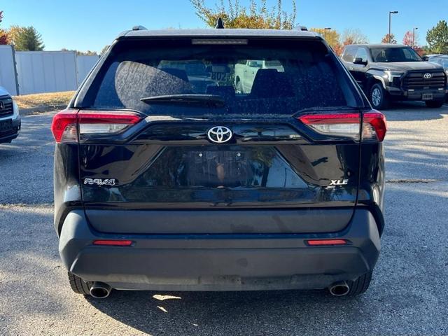 2022 toyota rav4 xle