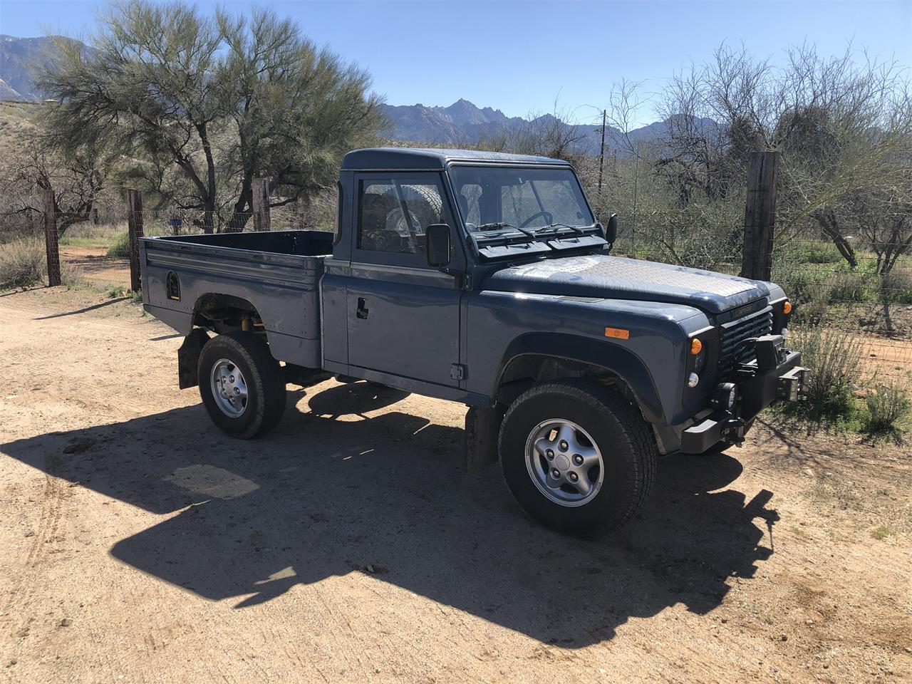 1984 land rover defender