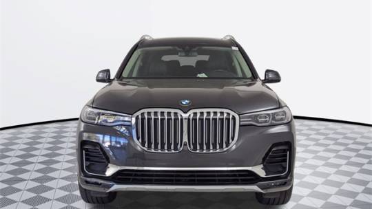 2021 BMW X7