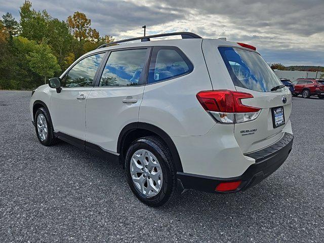 2019 subaru forester base