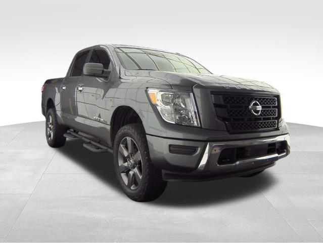 2021 nissan titan sv