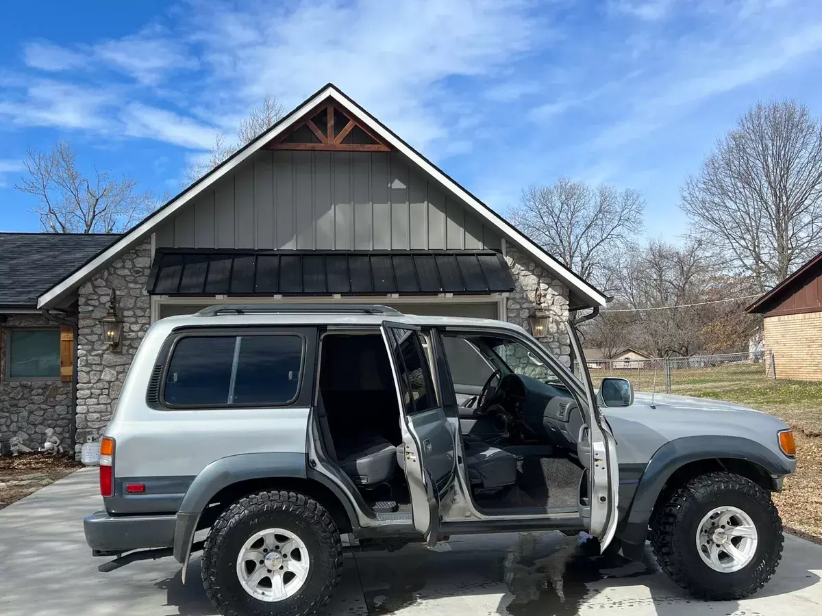 1991 toyota land cruiser suv grey fj80