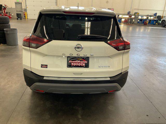2021 nissan rogue sv