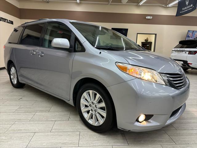 2012 toyota sienna xle