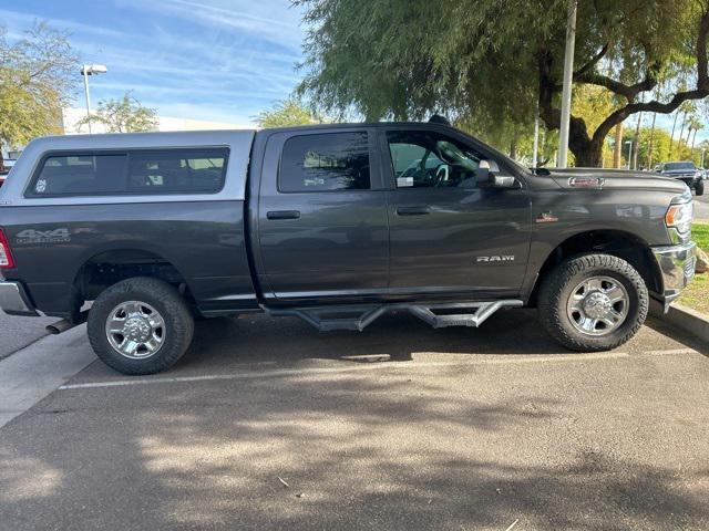 2022 ram 2500 tradesman crew cab 4x4 6'4' box