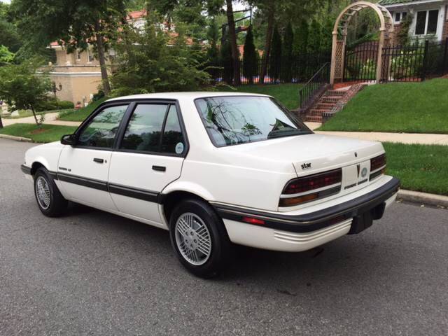 1991 pontiac sunbird le 4dr sedan: 81k miles- clean car : no reserve!