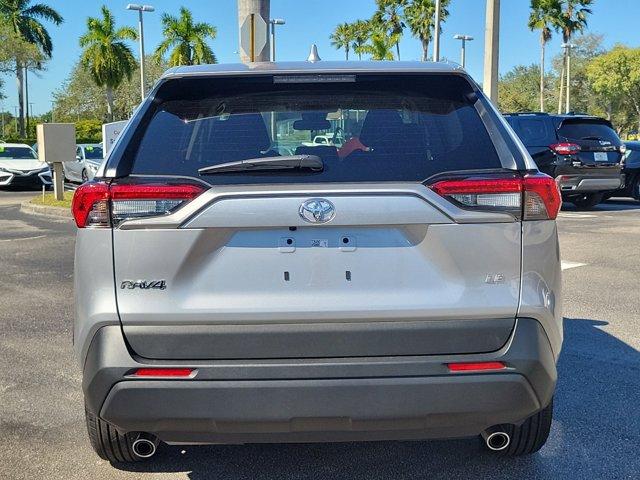 2024 toyota rav4 le