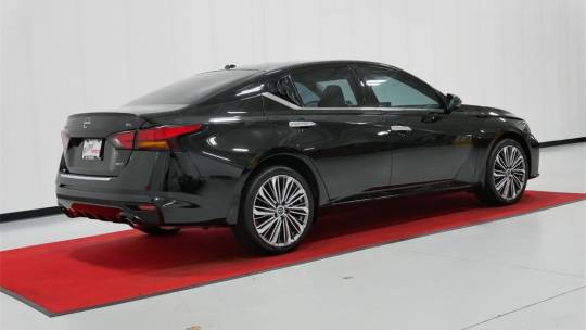 2023 Nissan Altima