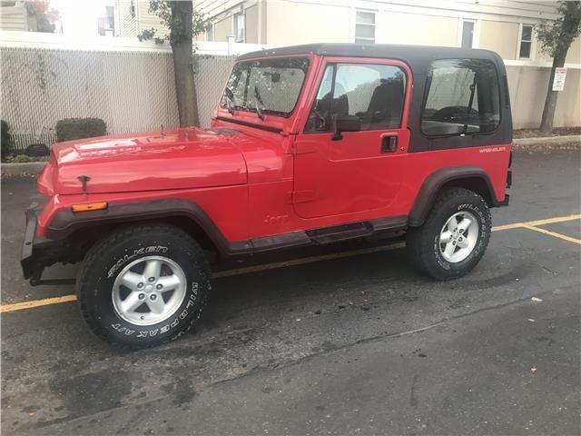 1992 jeep wrangler 95,988 miles red 2 door straight 6 cylinder engine 4.0l/242