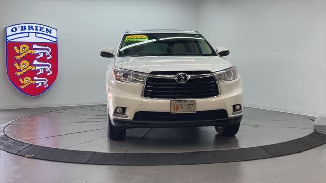 2016 toyota highlander limited