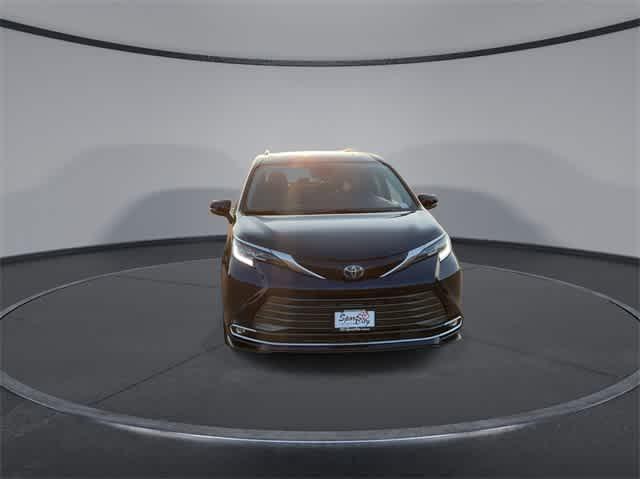 2021 toyota sienna limited 7-passenger