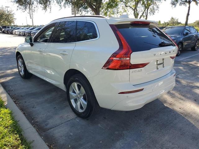 2022 volvo xc60 b5 momentum