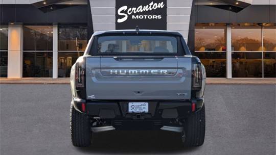 2025 GMC Hummer EV