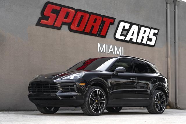 2022 porsche cayenne base