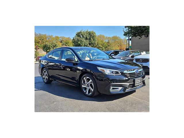 2022 subaru legacy limited