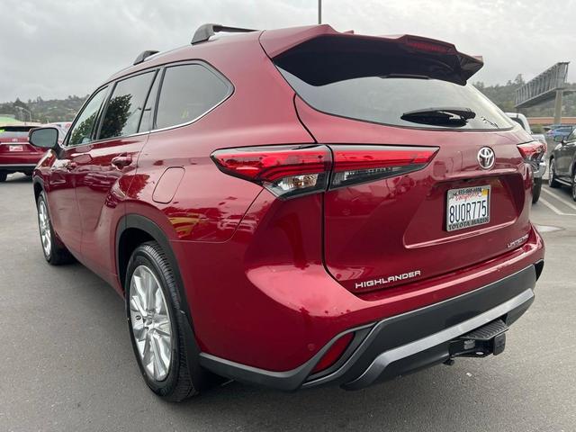 2021 toyota highlander limited