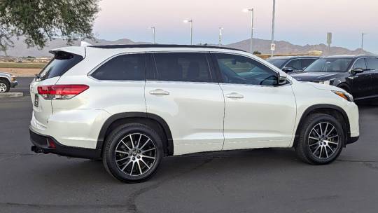 2017 Toyota Highlander